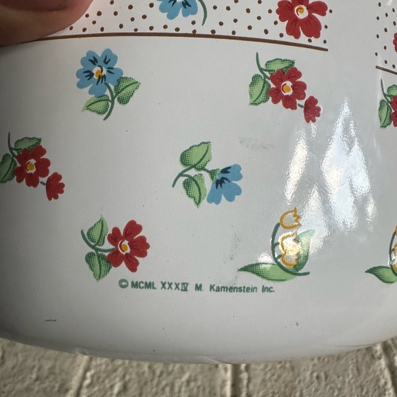 Vintage Enamel Nesting Mixing Bowls M. Kamenstein set of two (50) - Picture 5 of 9